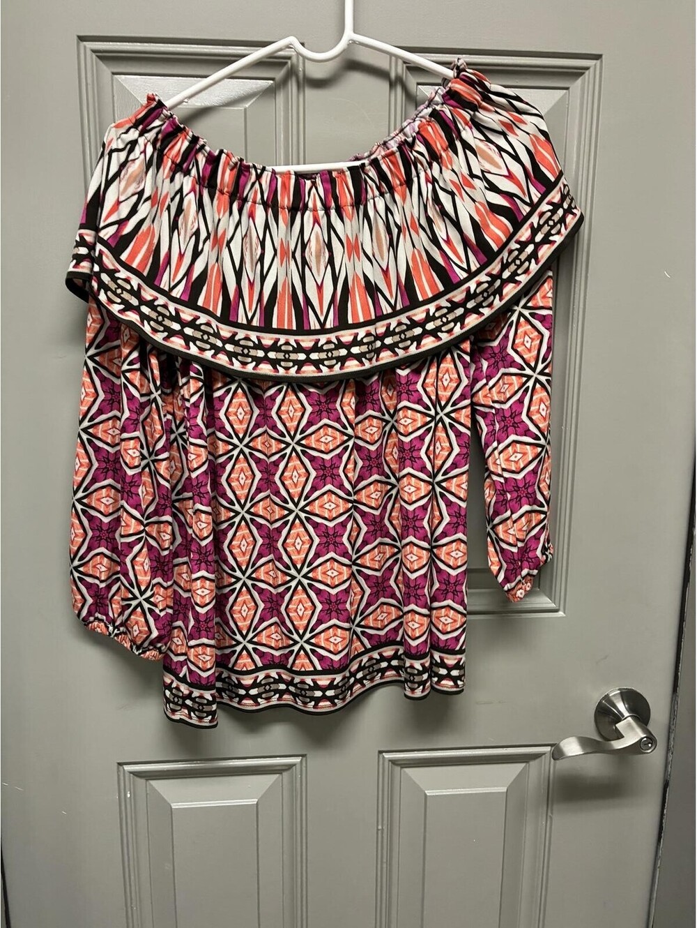 NWT Chico’s Women's Off-Shoulder Patterned Blouse Top - Size 2 / L